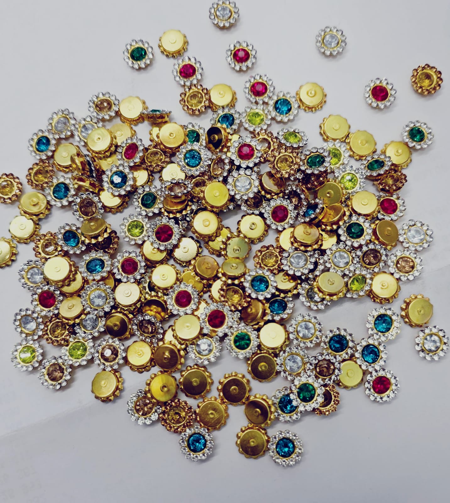 Dimond button